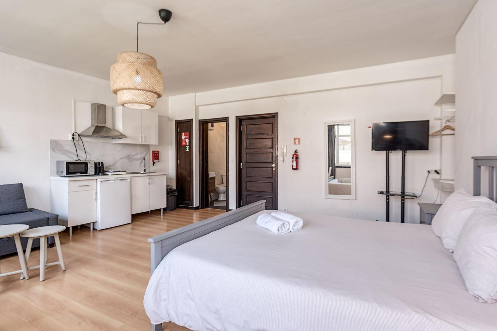 Travel & Live Aliados Apartment Porto Zimmer foto