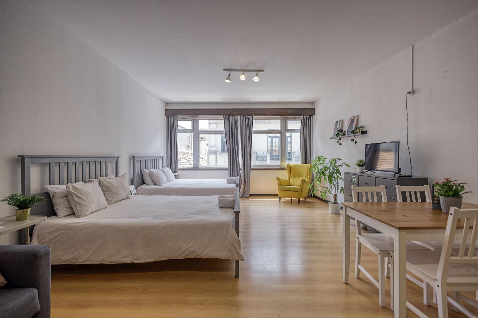 Travel & Live Aliados Apartment Porto Zimmer foto